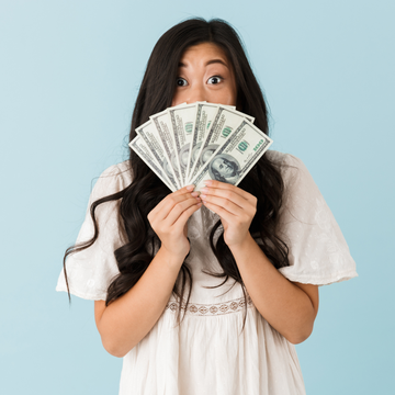 👑 Bedsheets & Billionaires: What the 1% Sleep On