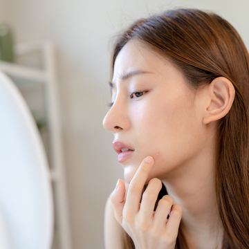 5 Signs Your Bedsheets Are Ruining Your Skin (And What to Do About It)