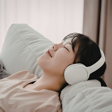 What Your Music Taste Is Doing to Your Sleep (Backed by Science, Not Vibes)